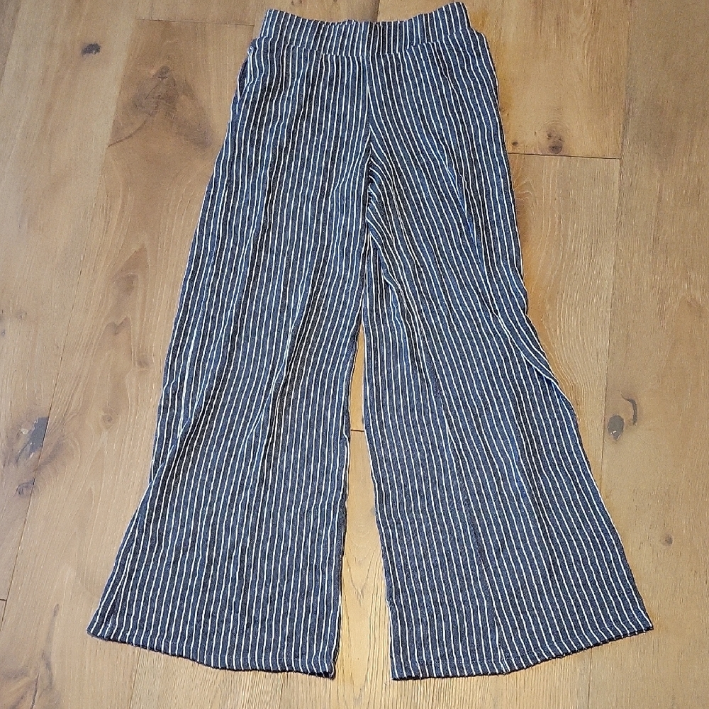 Socialite Navy Blue And White Wide Legged Striped Lounge Pants Size Small